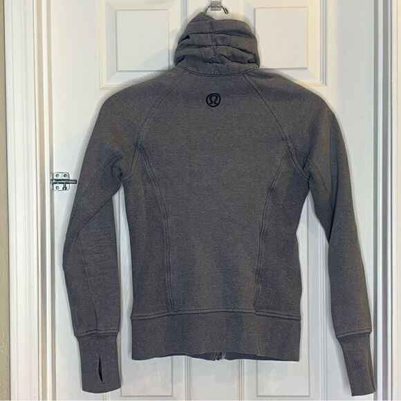 LULULEMON Gray Glitter Cuddle Up Jacket Size 6 - Picture 2 of 8